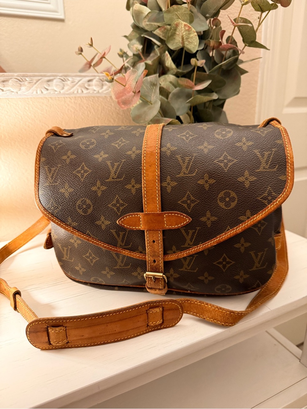Louis Vuitton Monogram Saumur 30 Bag - Picture 14 of 14